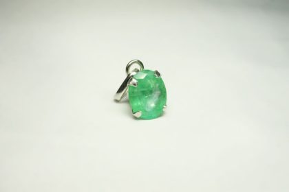 Dije Esmerada en Oro Blanco